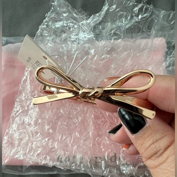 Kate spade Bow earrings and bangle bracelet - Picture 9 of 9